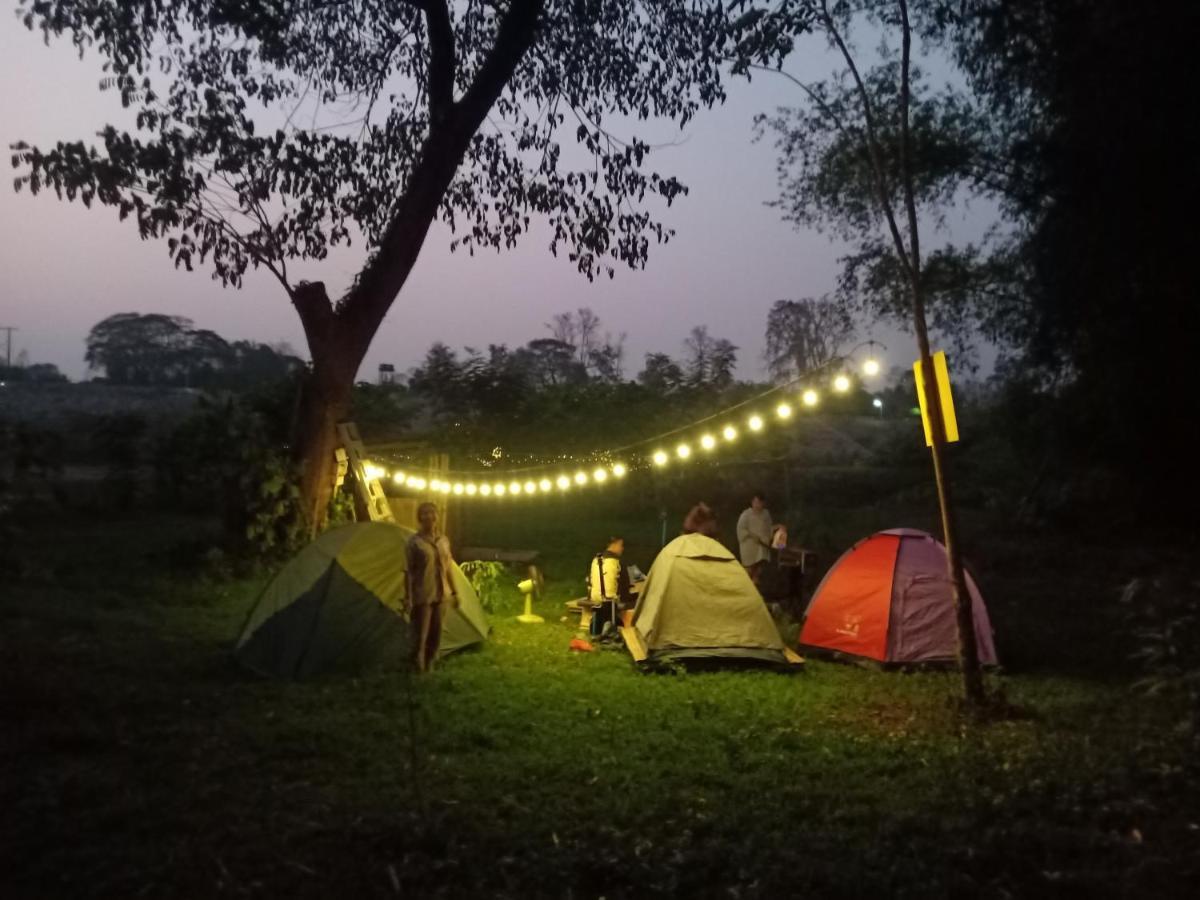 เฮือนน้ำน่าน House By The River Nan Uttaradit Eksteriør bilde