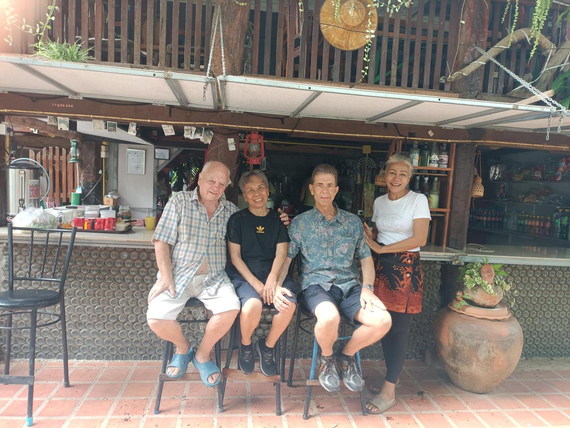 เฮือนน้ำน่าน House By The River Nan Uttaradit Eksteriør bilde