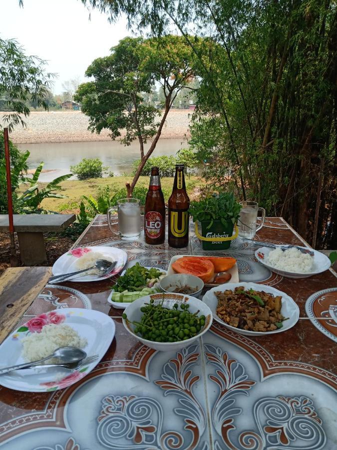 เฮือนน้ำน่าน House By The River Nan Uttaradit Eksteriør bilde