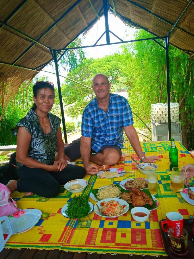 เฮือนน้ำน่าน House By The River Nan Uttaradit Eksteriør bilde